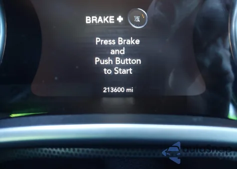 2018 Dodge Challenger Sxt Plus z USA, uszkodzony, nr VIN 2C3CDZAG8JH132331